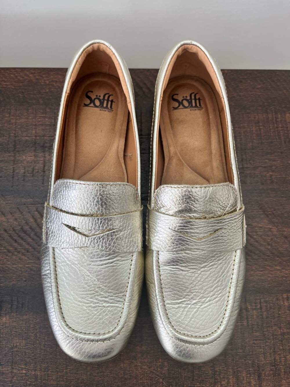 SOFFT Allie Moc Toe Leather Penny Loafer Platino Metallic Gold Sz 8 Comfort - Picture 6 of 9